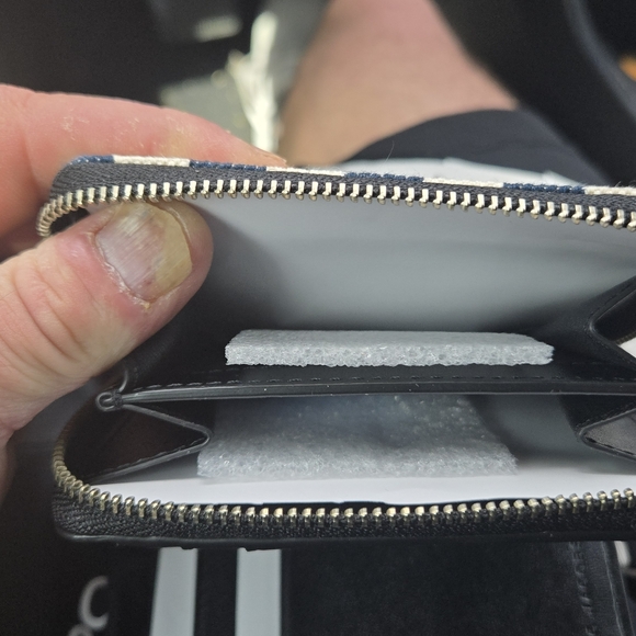 Marc Jacobs 'The Wallet' Striped Card Case - Navy & Cream - Picture 4 of 6